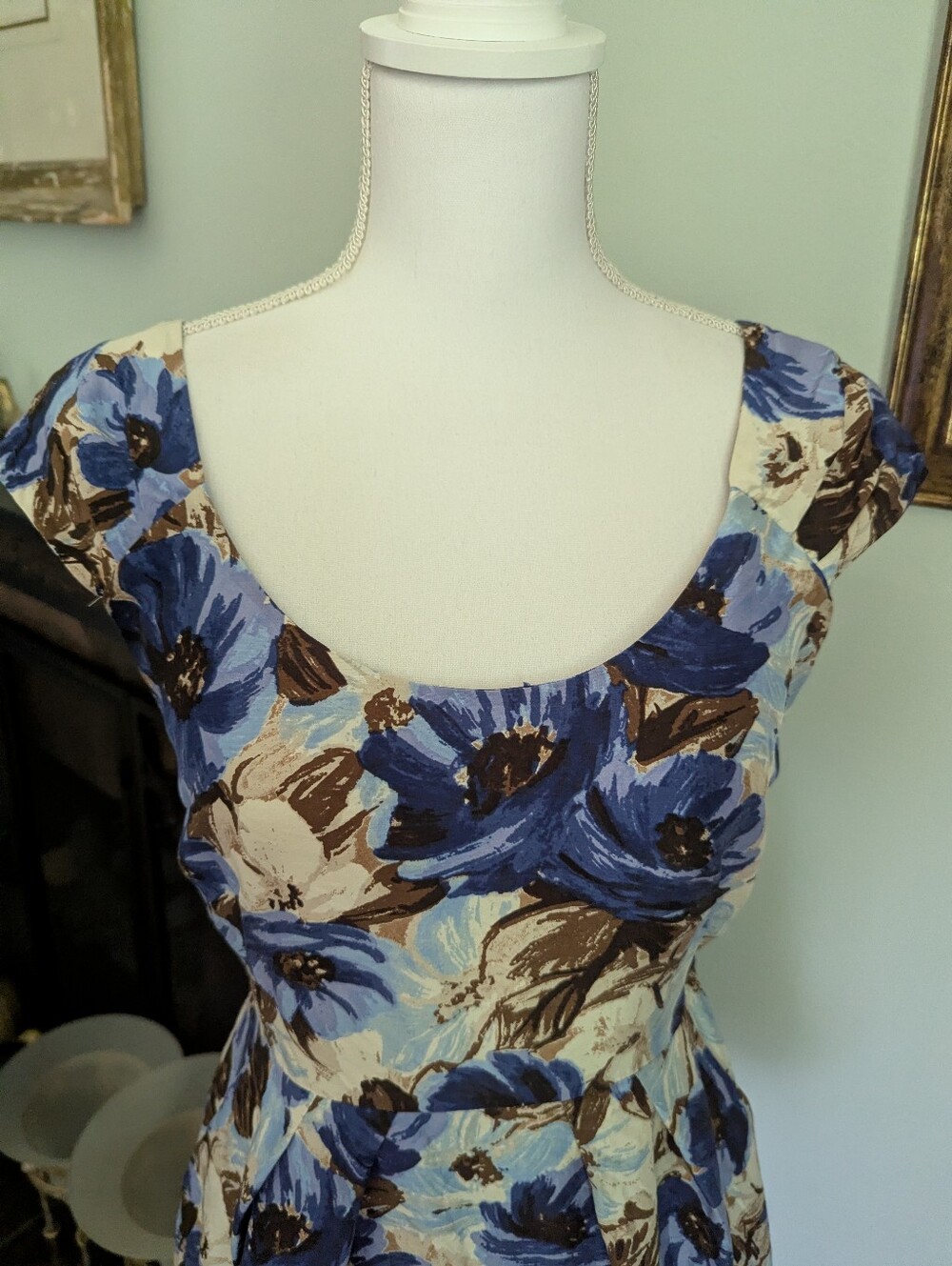 Banana Republic Dress Size 2 Silk Floral 60s Look Shift Dress Pleated Accents - Picture 2 of 13